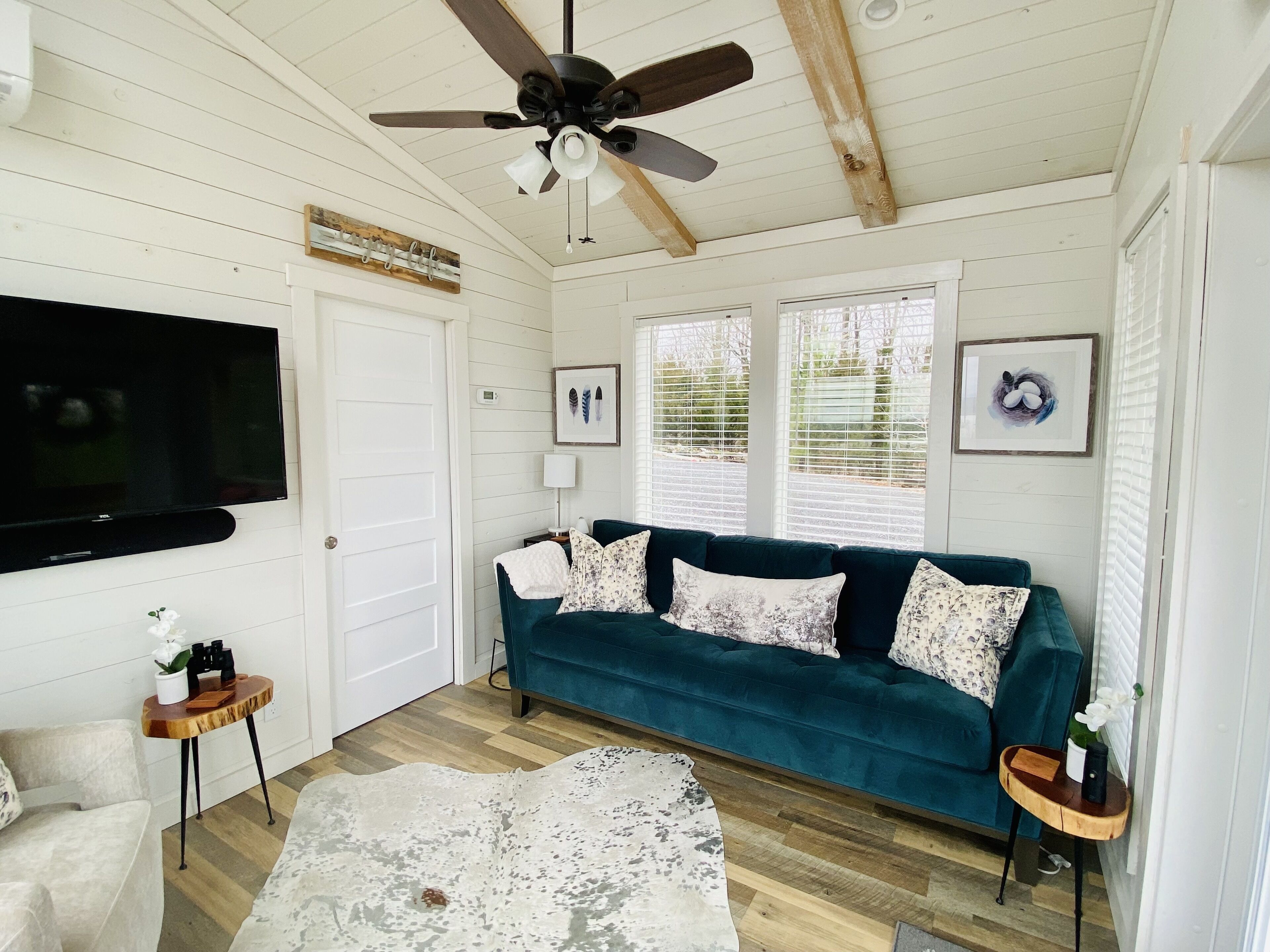 Luxury Tiny Home with River Views on 300 Acre Farm