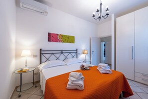 2 Schlafzimmer, Bügeleisen/Bügelbrett, Reisekinderbett, kostenloses WLAN