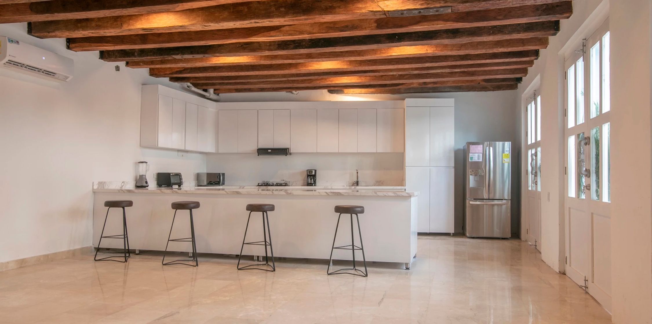 Car045 - 15 Bedroom Villa in the Walled City of Cartagena