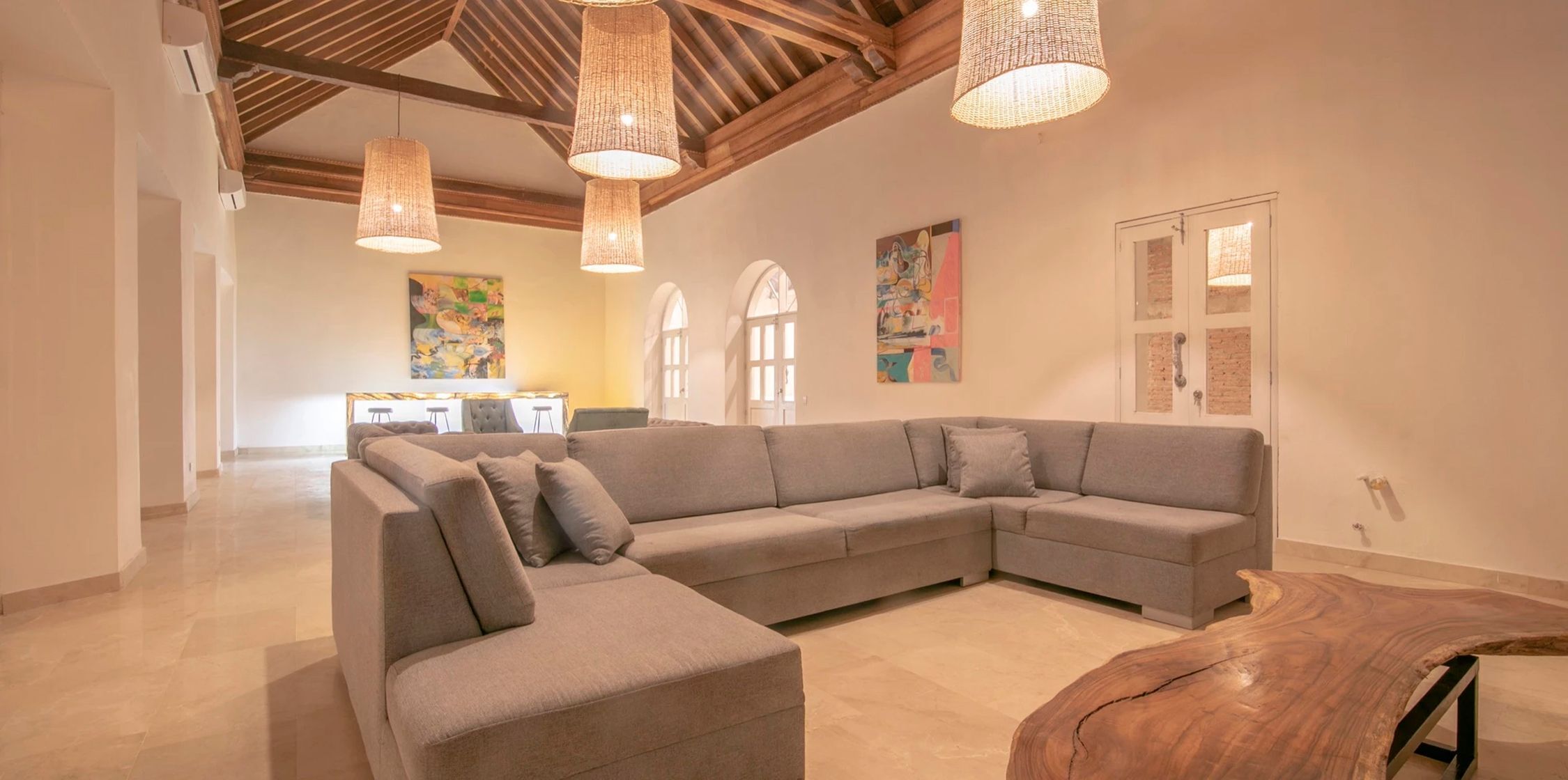 Car045 - 15 Bedroom Villa in the Walled City of Cartagena