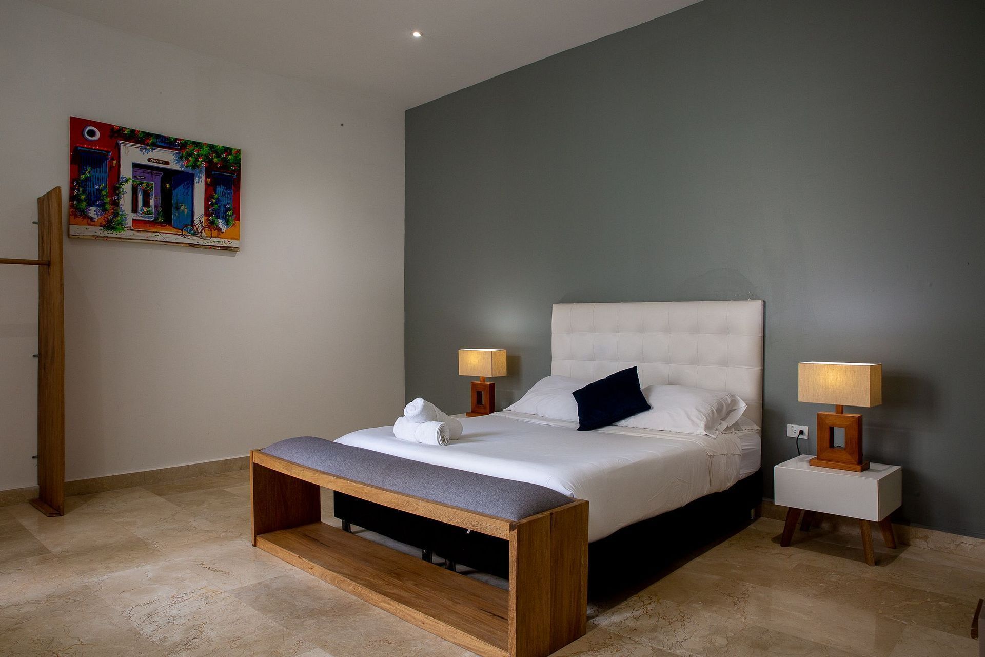 Car034 - 21 Bedroom Luxury Mansion in Cartagena