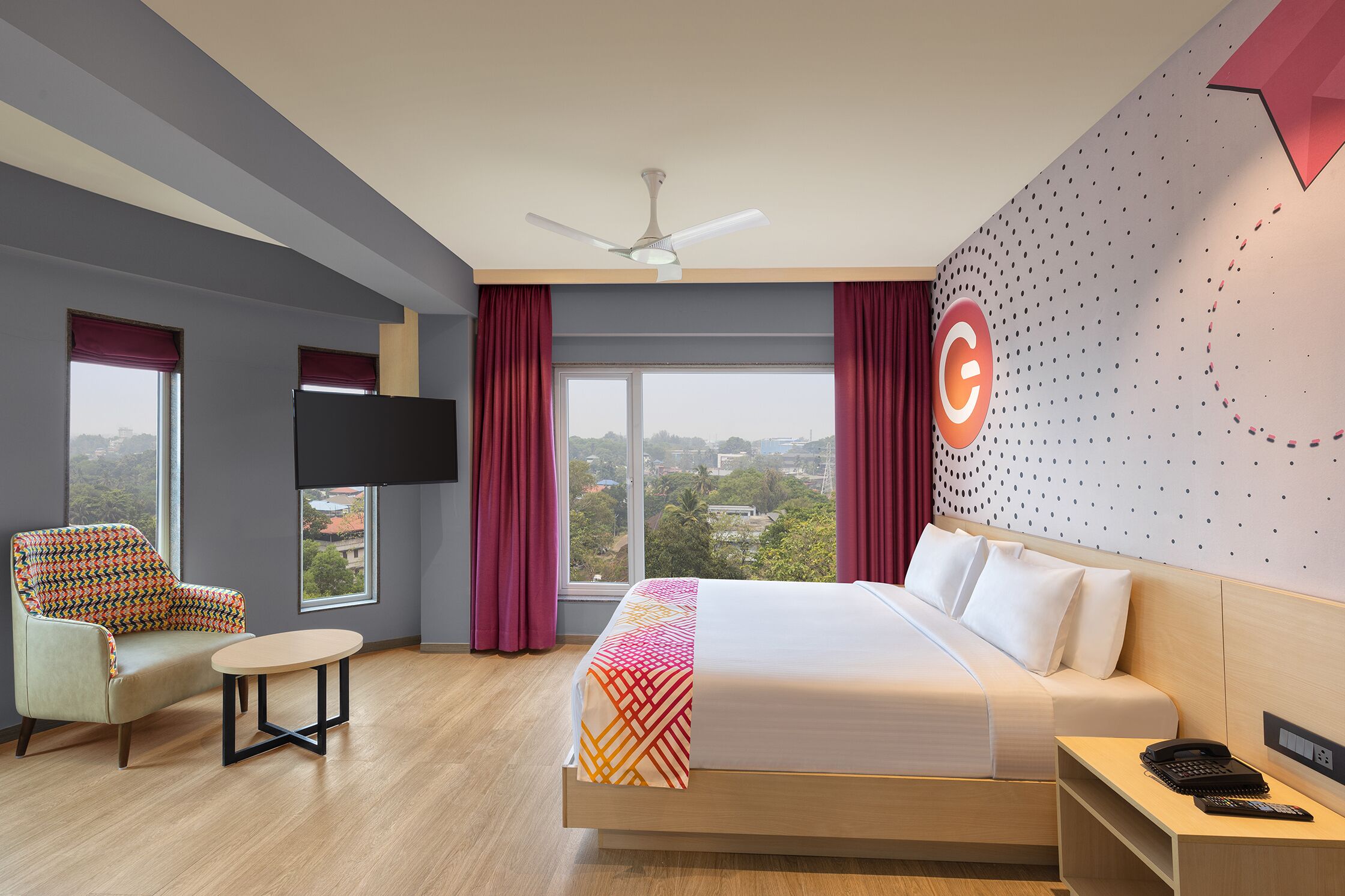 Suite Room | Free minibar, in-room safe, desk, iron/ironing board