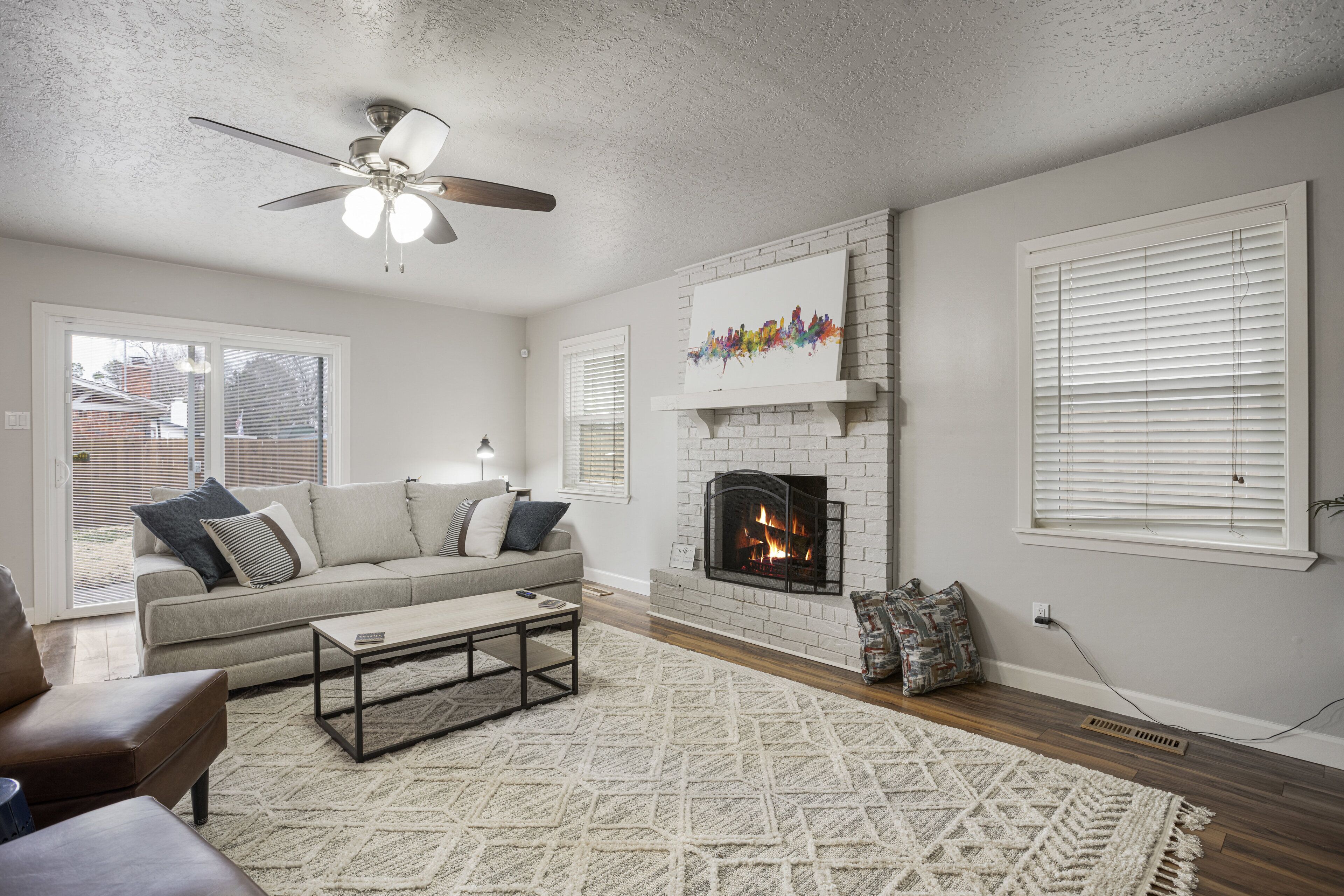 Charming 3bed/2 bath near Gathering Place, Riverparks and Downtown