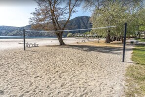 Beach - Wapato Point Resort Tennis Condos (Manson)