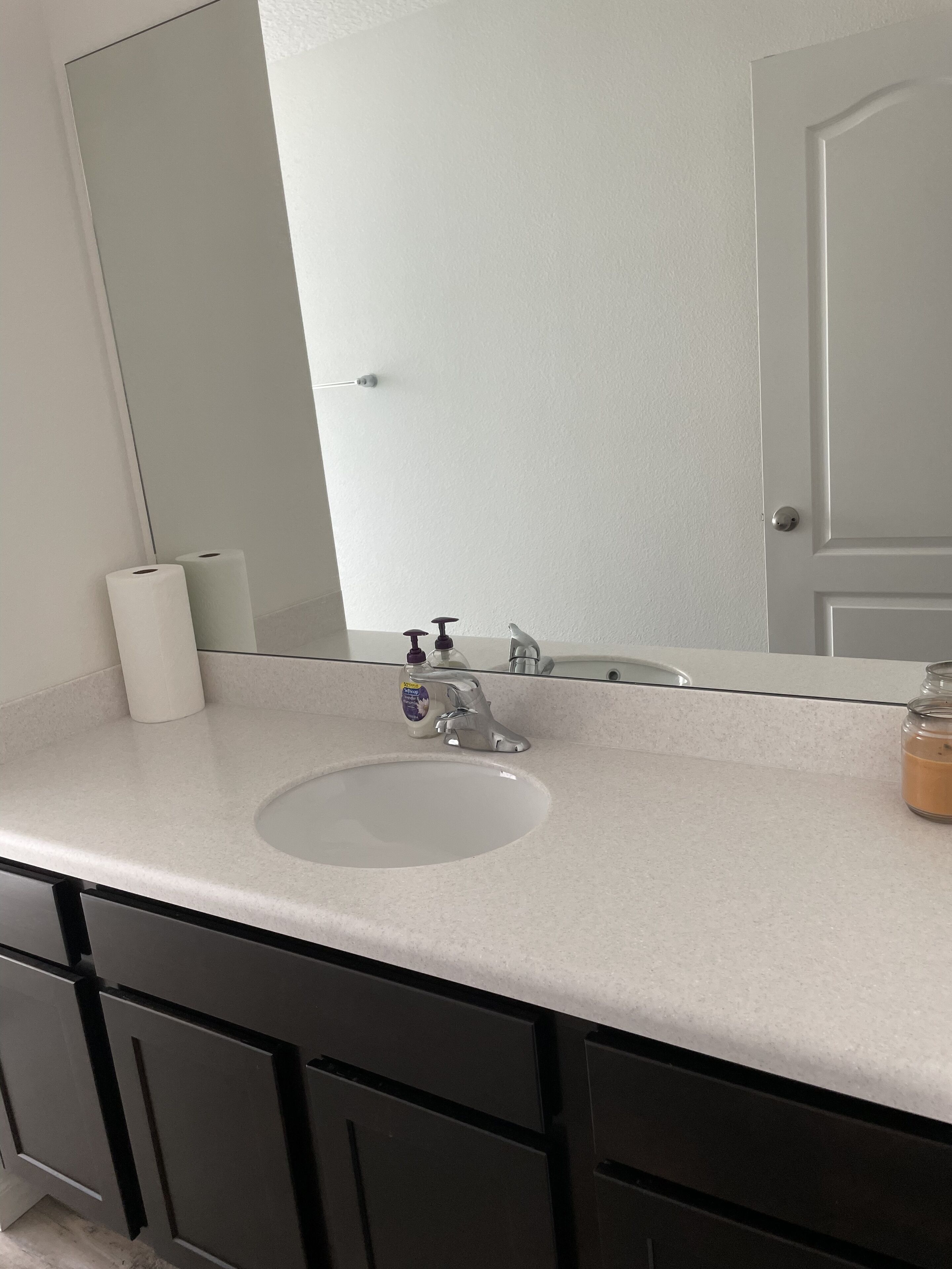 A Luxurious Getaway - 3 Bedroom Cozy & Modern Home