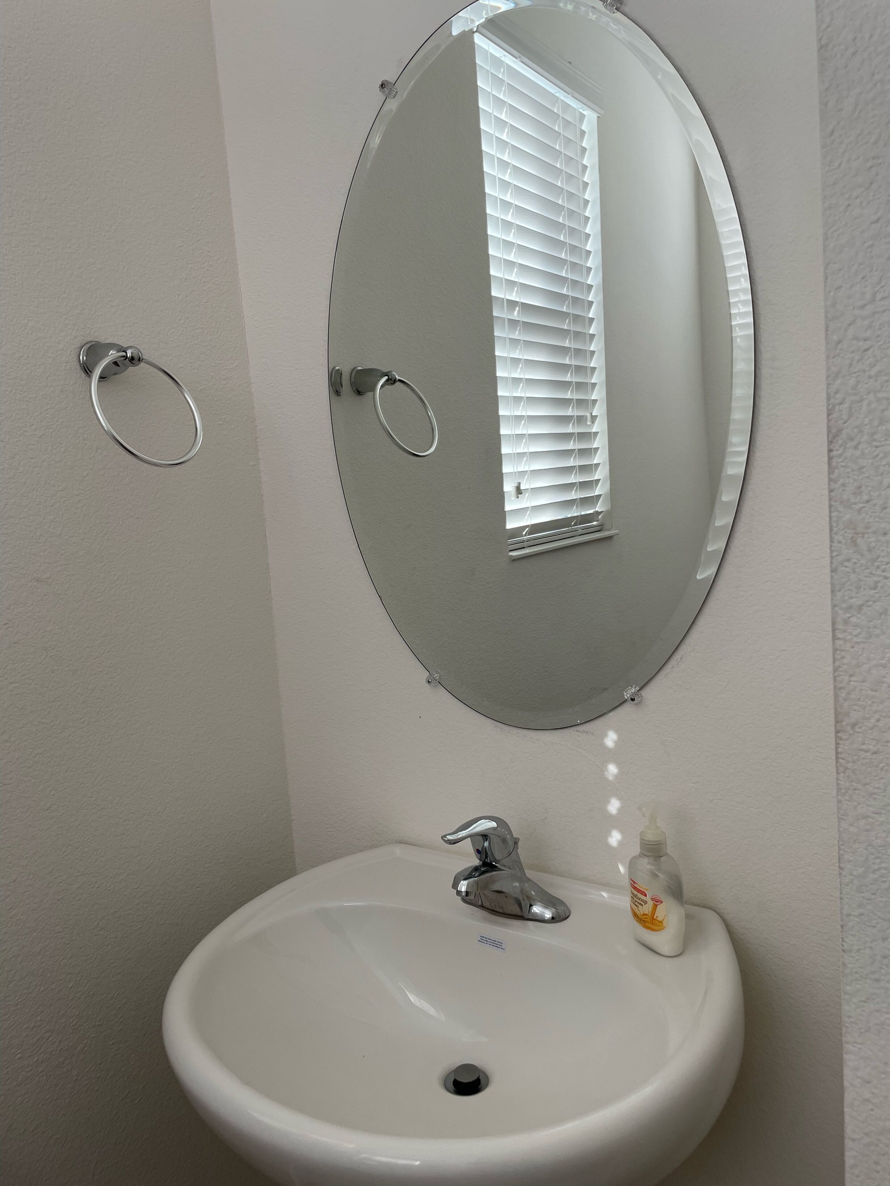 A Luxurious Getaway - 3 Bedroom Cozy & Modern Home