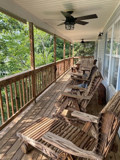 Lakefront Tillery Getaway- Pontoon Boat for Rent and Pet Friendly