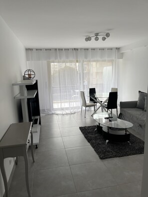 Living area - Superb sea view apartment (Antibes)