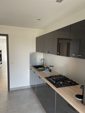 電子レンジ、オーブン、食器洗い機