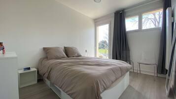 2 bedrooms, desk, free WiFi