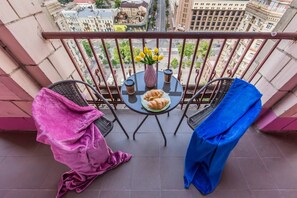 تناول الطعام بالخارج