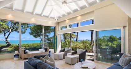 Luxury beachfront villa on a world class beach in Kailua, HI