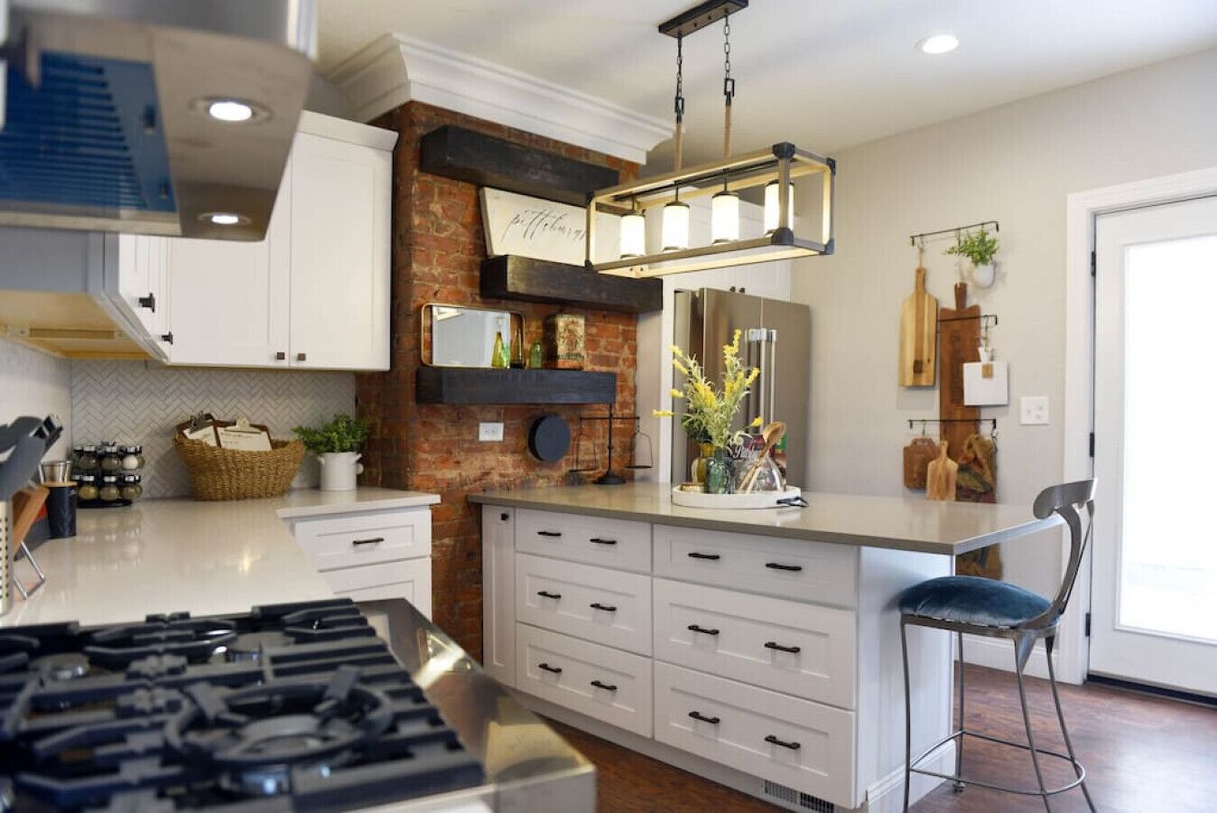 ثلاجة، ميكروويف، فرن، موقد طهي مسطح