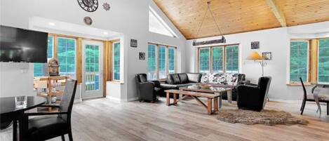 Älytelevisio, pöytäjalkapallopöytä, pöytätennispöytä