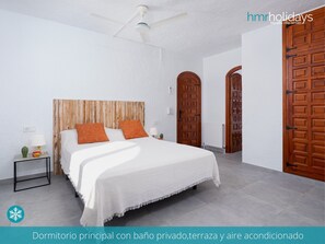 4 bedrooms, free WiFi, bed sheets