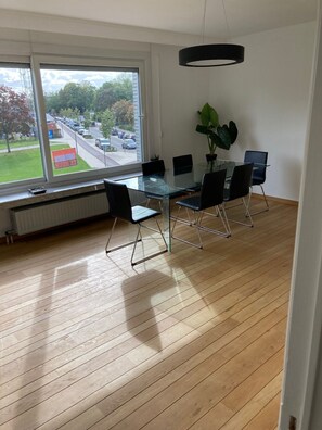 Interior - BEAUTIFUL APARTMENT 5KM FROM THE CENTER (Antwerpen)