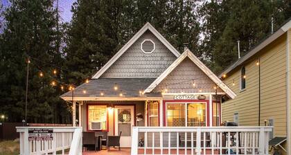 AC + <5mins to Village/Shops/BikePark/Zoo + FirePit