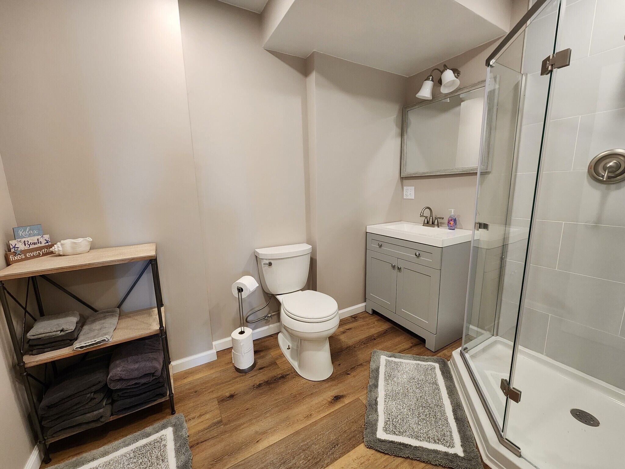 Beautiful Lake Huron beach house, across the street from Golf Course!