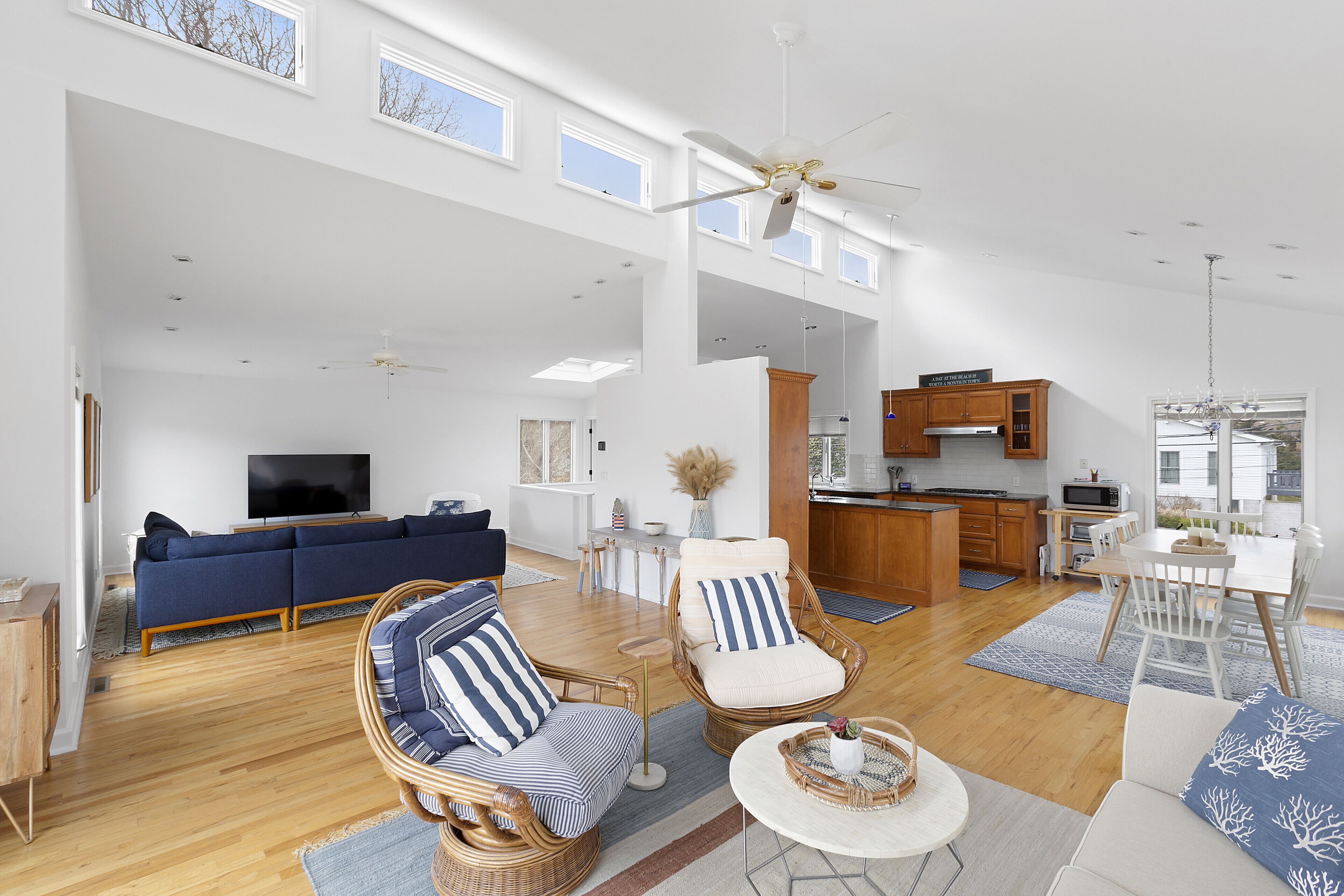 Family Friendly Beach House, Walking distance to Private Beach