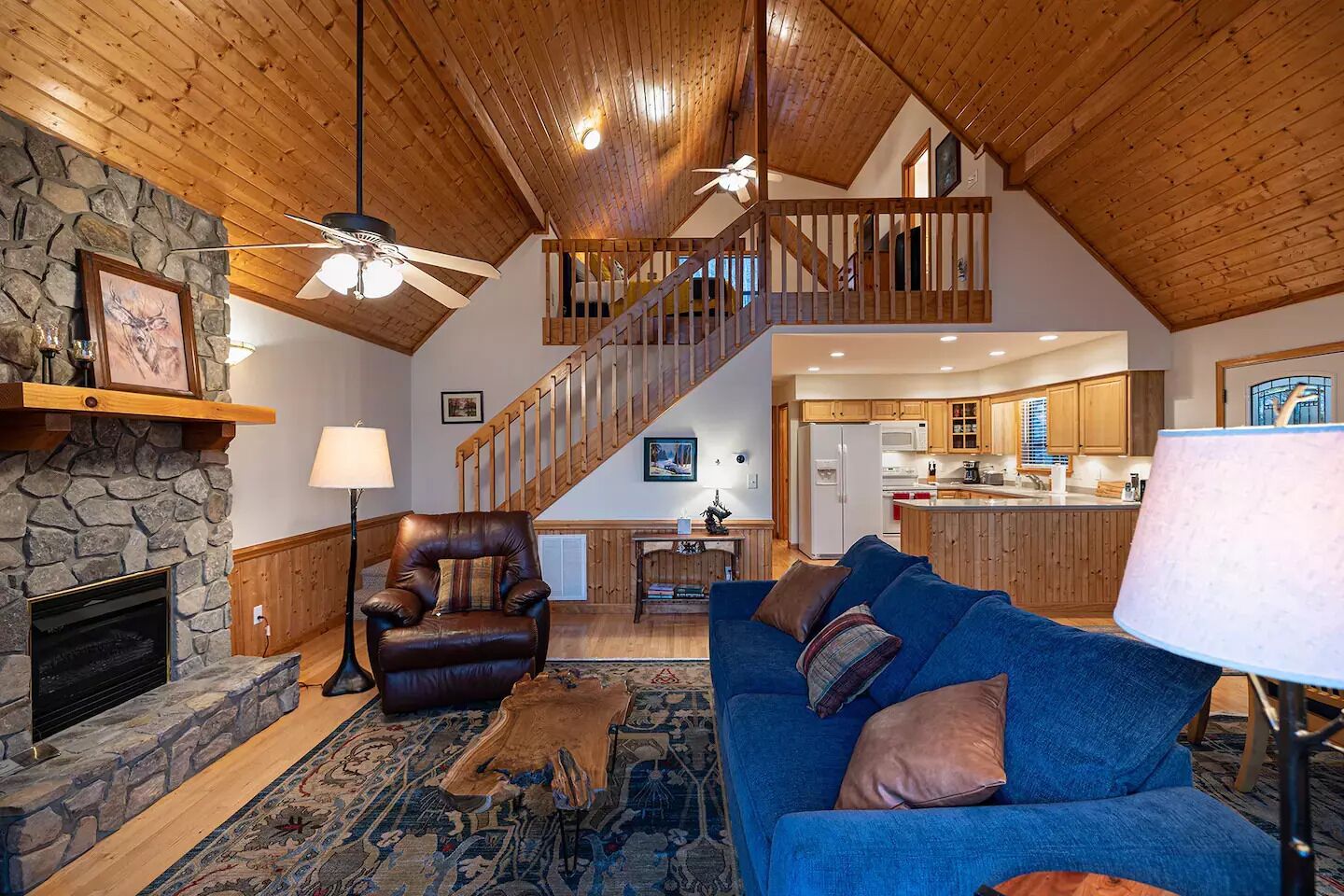 *New* Modern Mountaintop Cabin with Spectacular Views