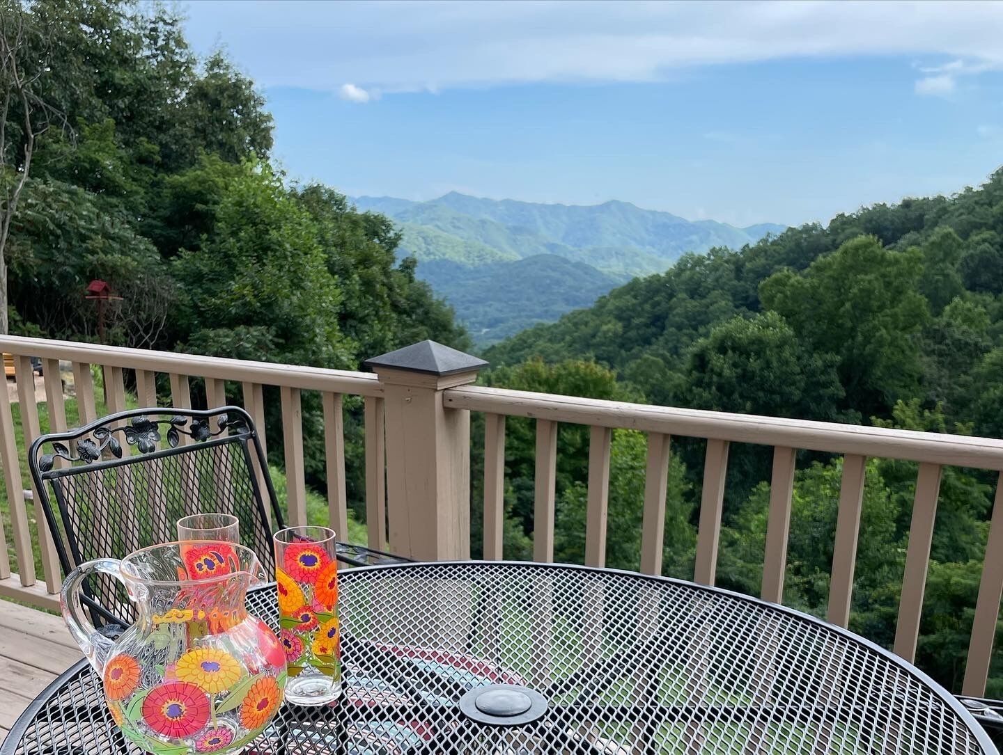 *New* Modern Mountaintop Cabin with Spectacular Views