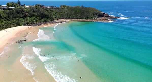 Beach - The Corner Cottage - Coastal living at its very best! (Mollymook Beach)
