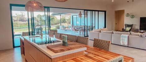 تناول الطعام