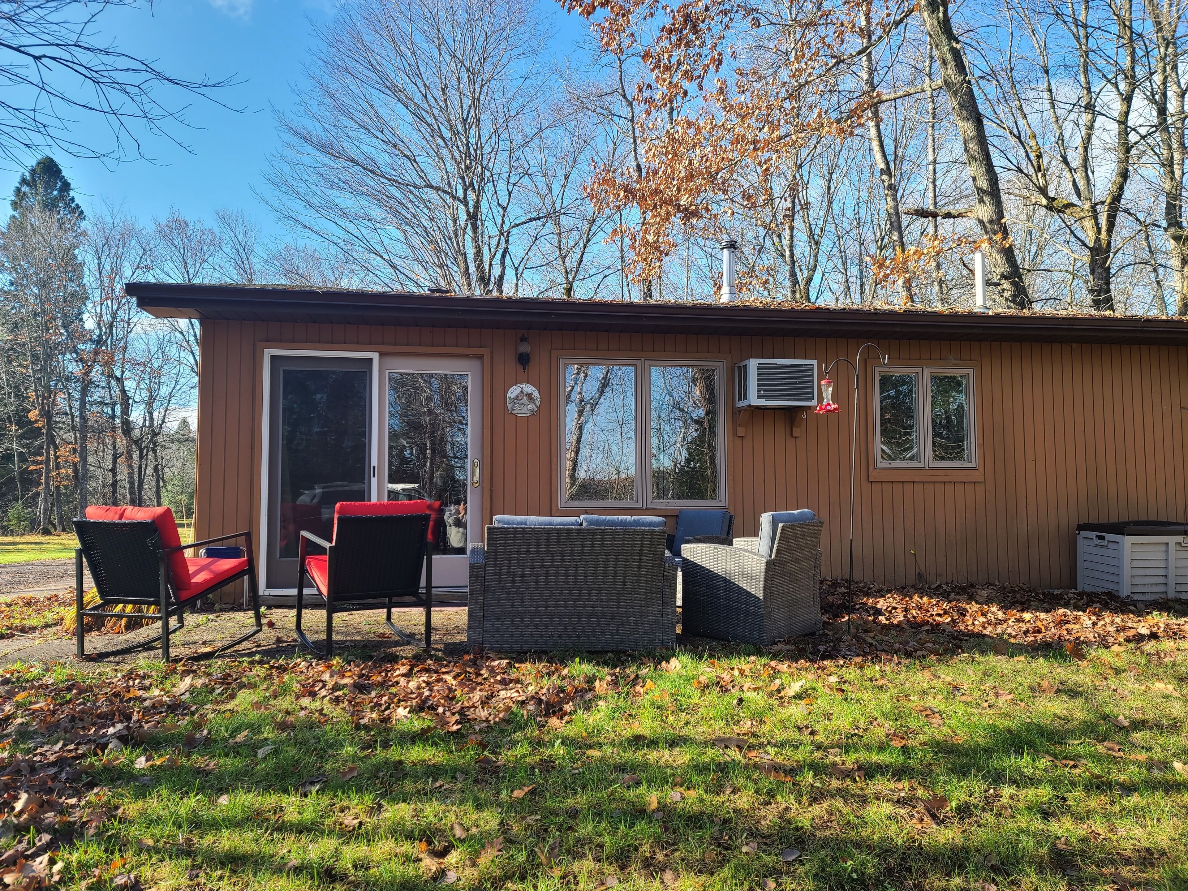 Studio Apartment on the St. Louis River