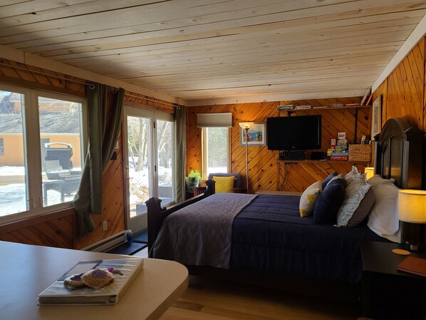 1 bedroom, desk, iron/ironing board, free WiFi