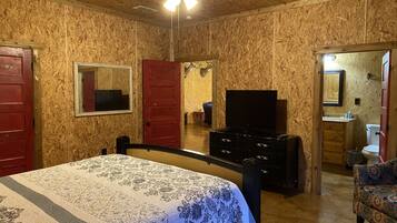 2 bedrooms, free WiFi, bed sheets, wheelchair access