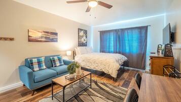 1 bedroom, iron/ironing board, WiFi, bed sheets