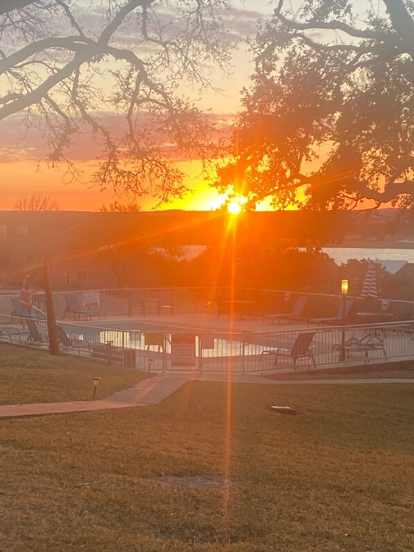 Terrace/patio - TX Canyon Lake Condo w Great View, Pool, Boat & Trailer Parking (Canyon Lake)