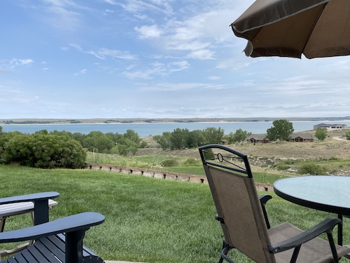 Amazing condo on destination golf course and Lake McConaughey