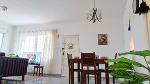 Interior - Jahazi Place - Beachfront Apartment by park (Malindi)