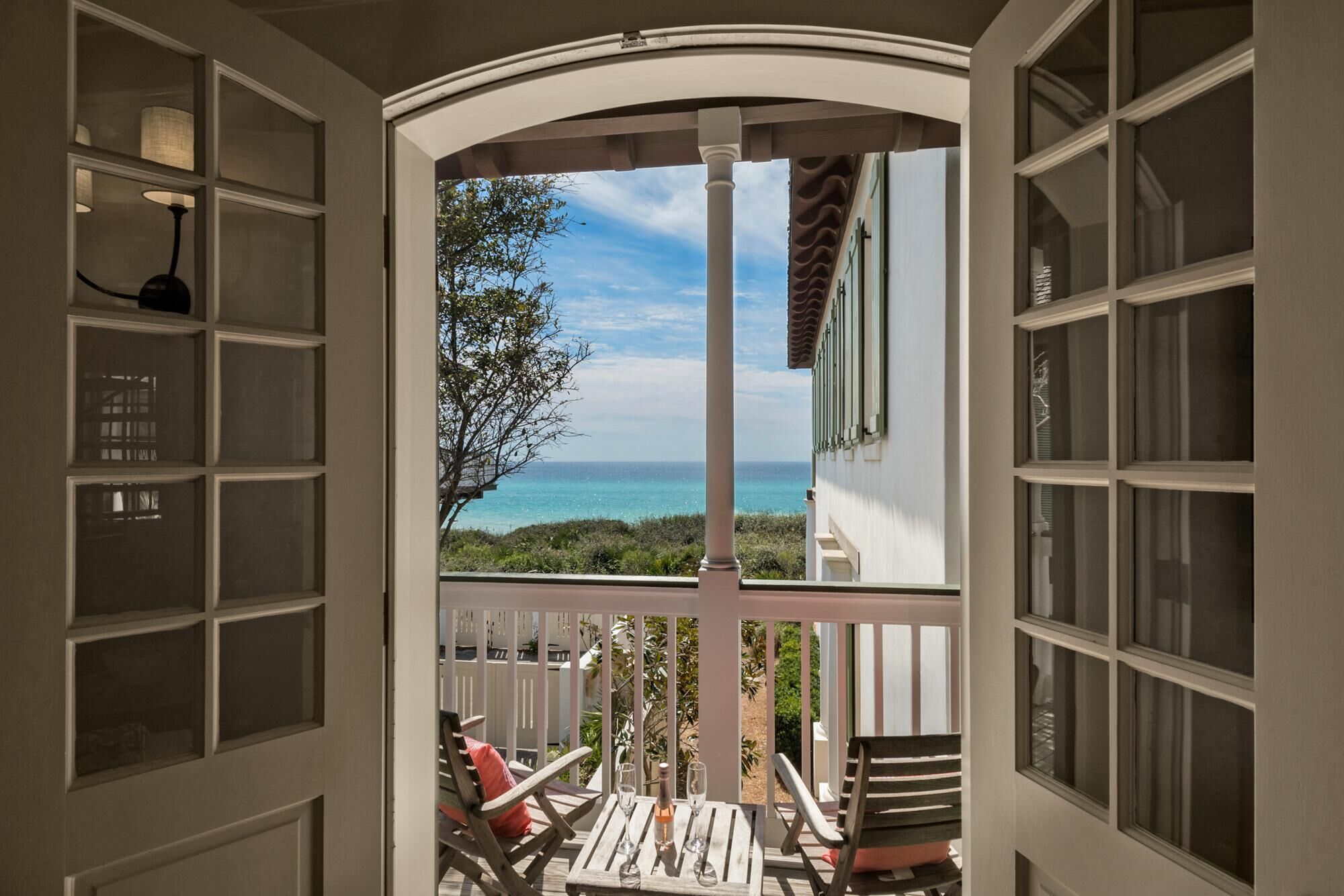 Gulf View!! Cozy Creole Pied-a-Terre-Newly Refurbished