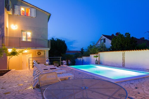 App. 2+1,  pool, garden, barbeque, summer kitchen...