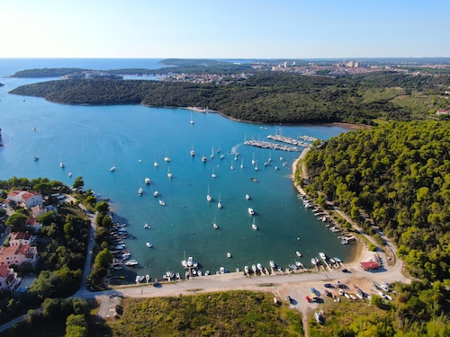 App. 2+1,  pool, garden, barbeque, summer kitchen...