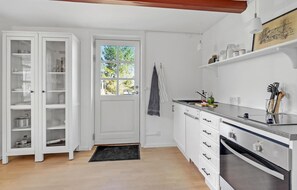 Refrigerador, microondas, parrilla de estufa y lavavajillas 