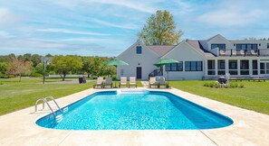 Outdoor pool - RANCH AT ROYAL OAK- Exclusive waterfront pool pier (Royal Oak)