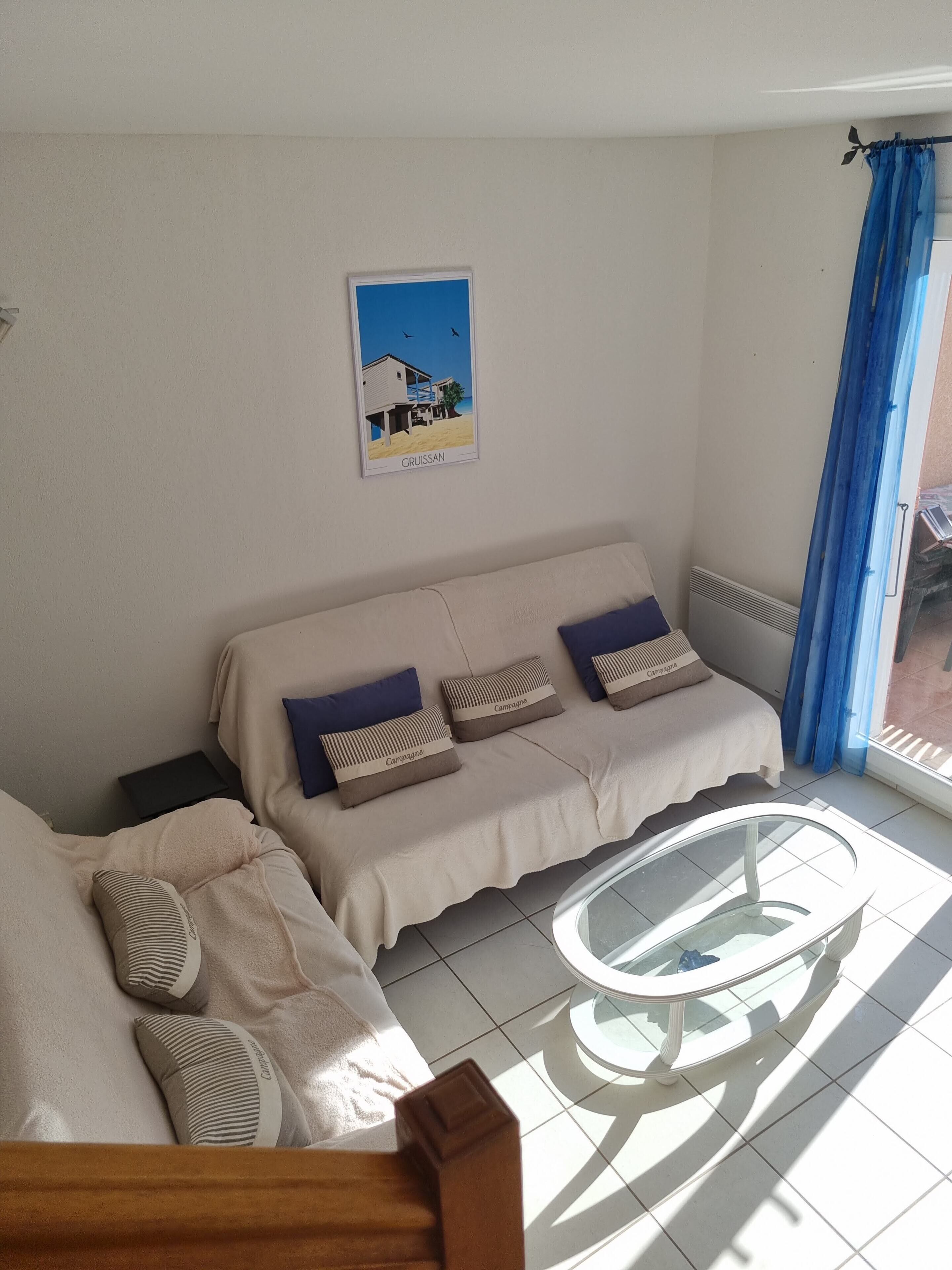 4 bedrooms villa for 8 persons located 700 meters from the beach 