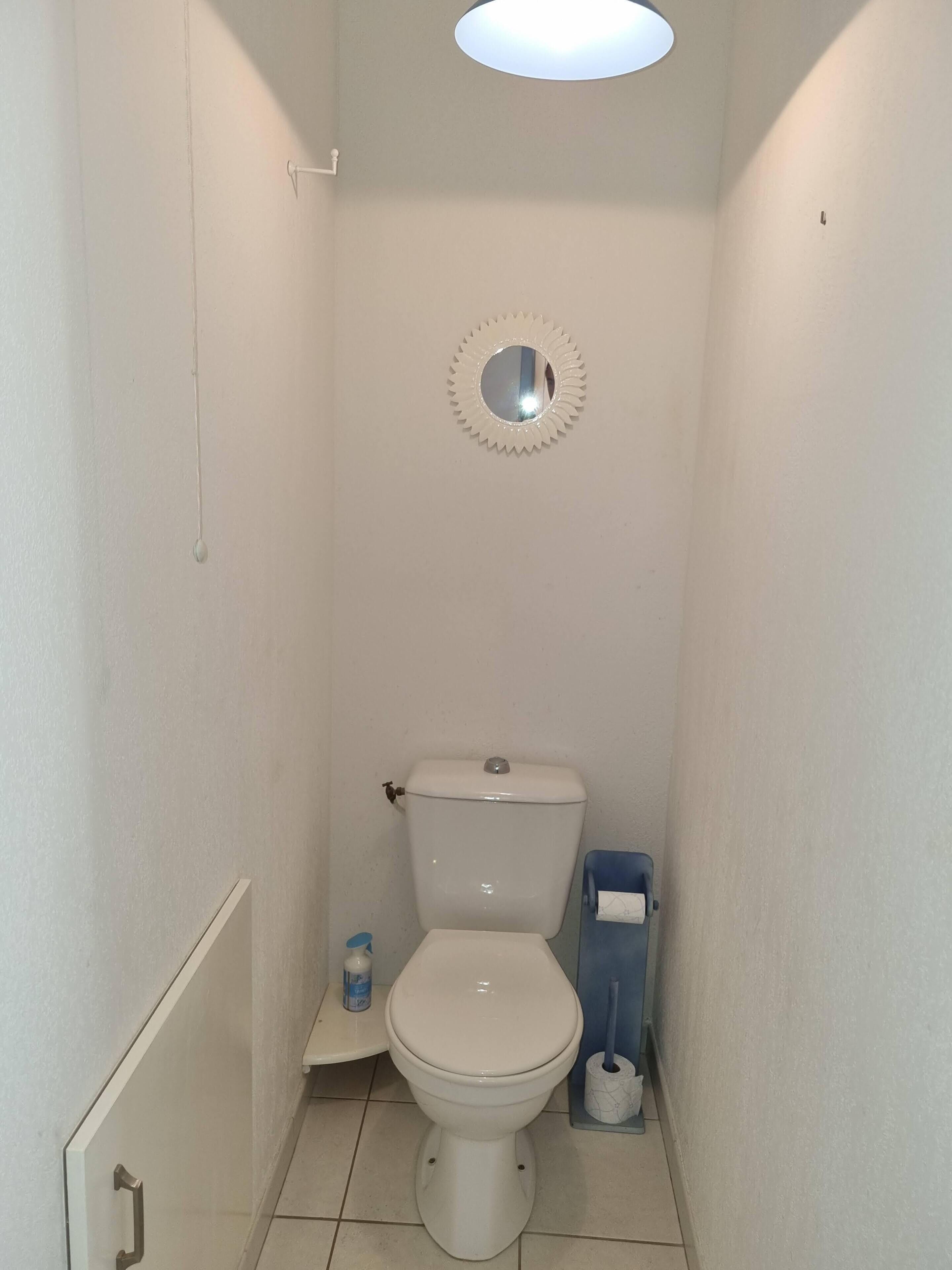 4 bedrooms villa for 8 persons located 700 meters from the beach 