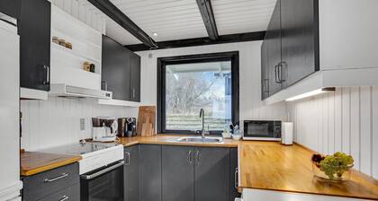 4 bedroom gorgeous home in Føllenslev