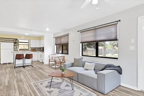 1  Bedroom in the Heart of Sebastian