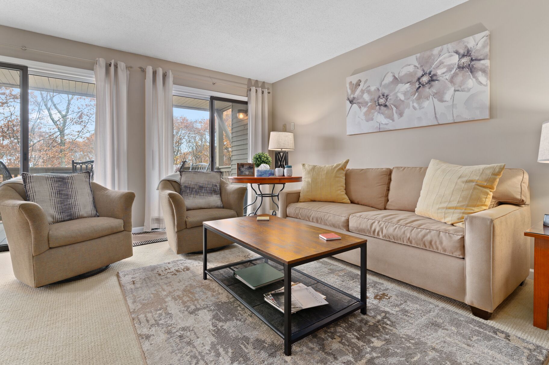 Walk to Ski! Dogs OK+Hiking+Pack 'n Play+Fireplace
