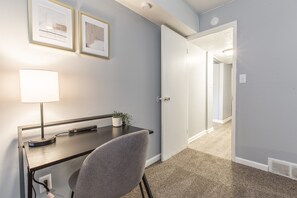 Interior - MTR Private Apartment | 10min Downtown | Renovated | WiFi | Clean! (Riverside)