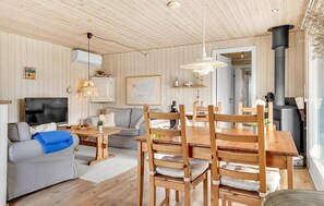 Tv och eldstad