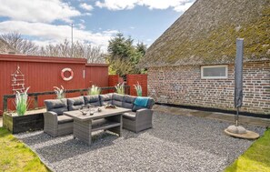 Outdoor dining - Amazing home in Højer with WiFi (Højer)
