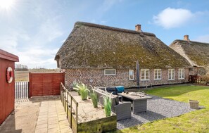 Property grounds - Amazing home in Højer with WiFi (Højer)