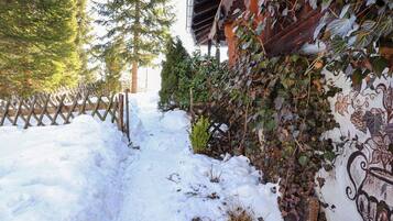 Enceinte de lâhĂ©bergement