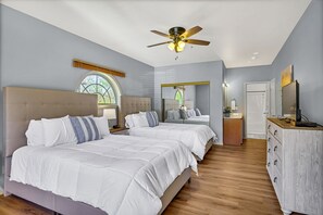 3 bedrooms, iron/ironing board, travel crib, free WiFi